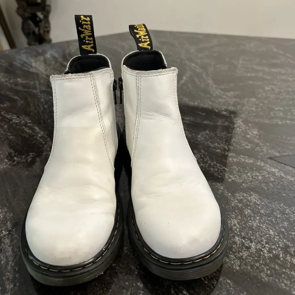 Dr. Doc Martens Chelsea Boots Kids Size 3 White 2976 Quad Platform